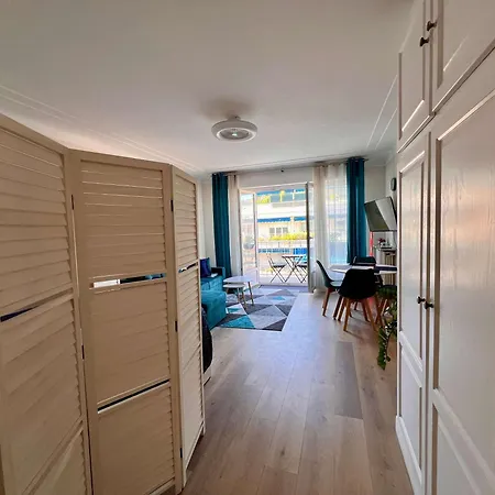 Apartment B030 Grand Renove Spacieux Et Lumineux