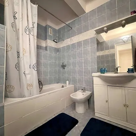 B030 Grand Renove Spacieux Et Lumineux *